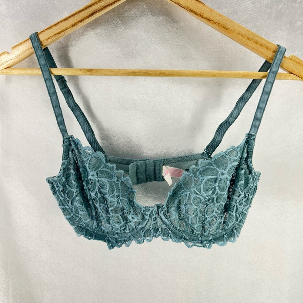 Victoria's Secret PINK Lace Bralette Size 34D